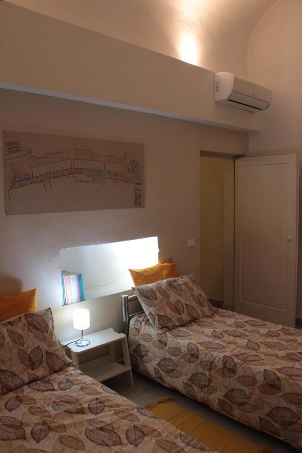 Family And Friends Studio Florence Ngoại thất bức ảnh